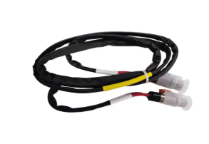 Solax Power Extra Kabel, schwarzes Kabel zusammengerollt auf weißem Hintergrund